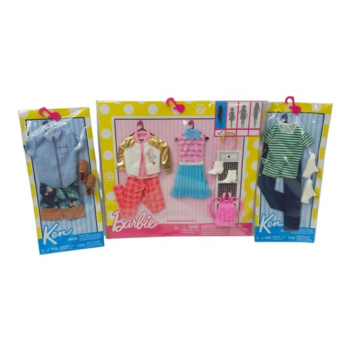 Lotto vestiti bambola - , barbie