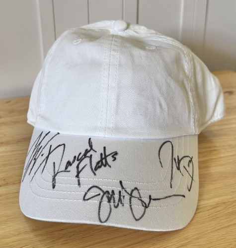 Cappello autografato firmato