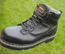 💥 Dr. Martens UK 10 🍒