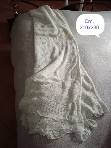Copriletto matrimoniale - , in