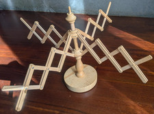 Arcolaio dipanatore in legno