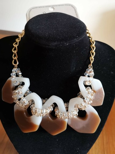 Collana dorata plastica - dorata,