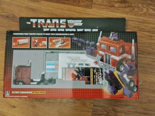 Transformers retro optimus - transformers, g1