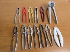 Lotto stock ATTREZZI UTENSILI DA CUCINA SCHIACCIANOCI schiacciare noci rompere