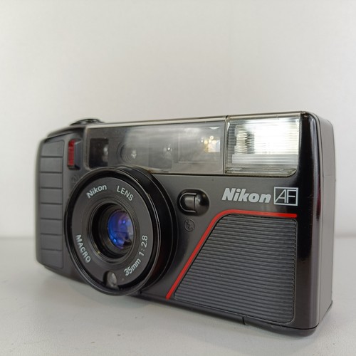 Nikon l35 af3 35mm - nikon,