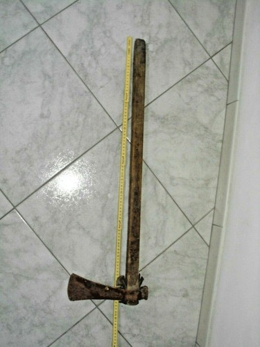 Antica ascia vecchia - ,