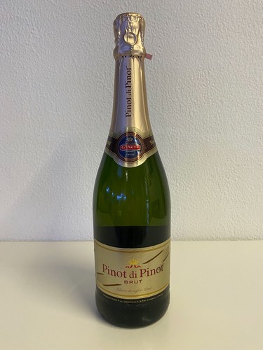 Vino spumante pinot - vino,