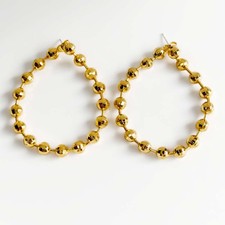 Nuovi orecchini a goccia Zara