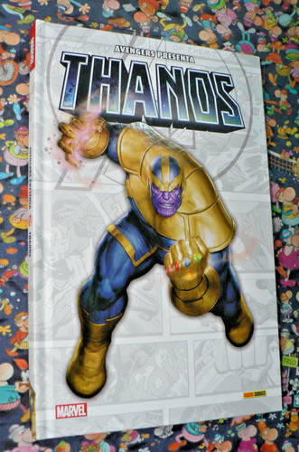 Avengers presenta thanos - avengers,