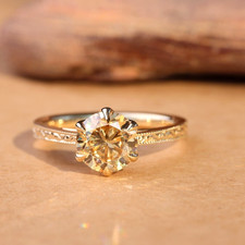 Anello solitario vintage in