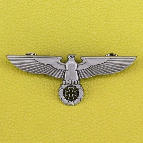 Wwii german army eagle medal - wwii,