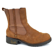 Stivaletti Clarks marroni in