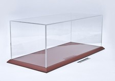 Vetrina in plexiglass per