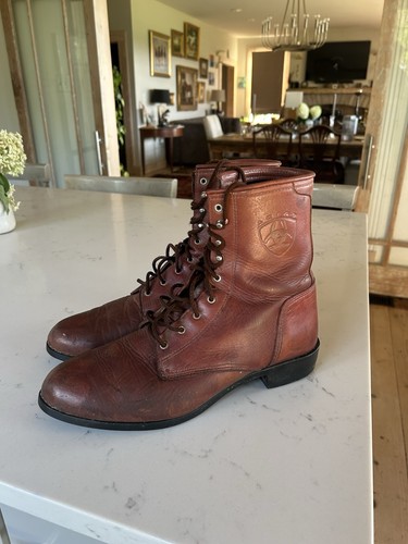 Ariat stivali stringati punta