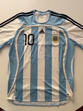 Messi argentina match - no, worn