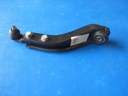 Right lower suspension arm - right,