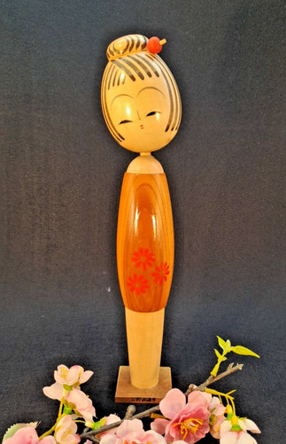 Kokeshi bambola giapponese