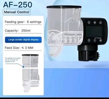 Mangiatoia Distributore Cibo