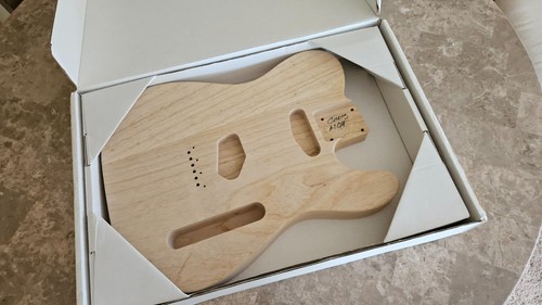 Corpo ricambio fender - corpo,
