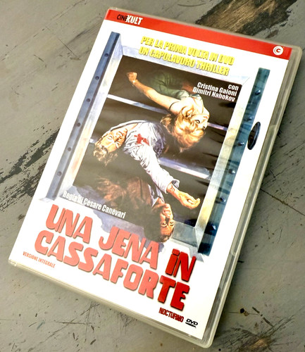 Una jena cassaforte - in,