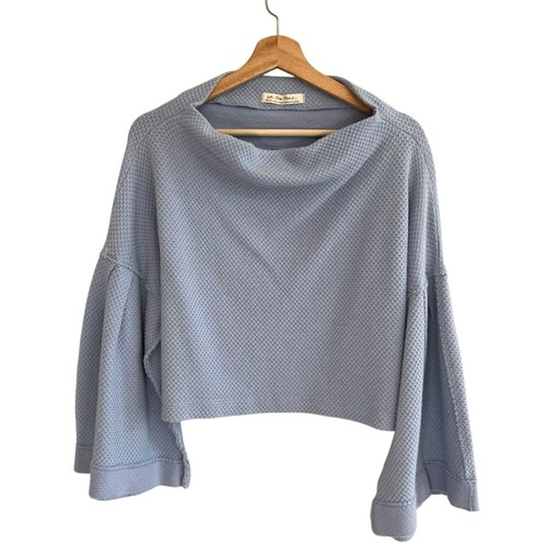 The free top donna - we,