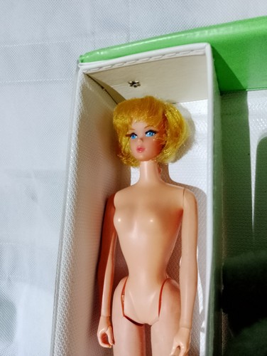 Vestito bambola barbie mani - bambola,