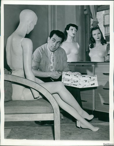 1945 foto designer laurence - 1945,