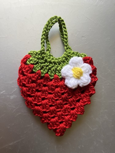 Sacchetto fragola fatto mano - a,
