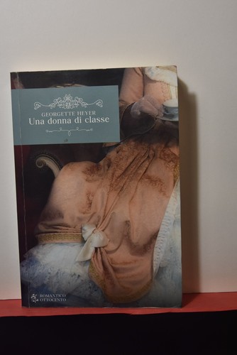 Una donna classe georgette - classe,