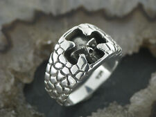 Anello in argento gotico