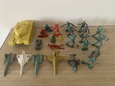 Lotto vintage soldatini &