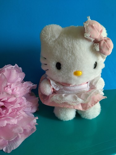 Sanrio peluche hello kitty - "sanrio",
