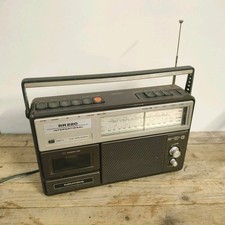 GRUNDIG RR 220 INTERNATIONAL - RADIO & CASSETTE VINTAGE Radio FM LW ✅