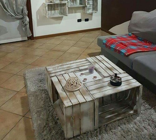 Tavolino realizzato con le - tavolino,