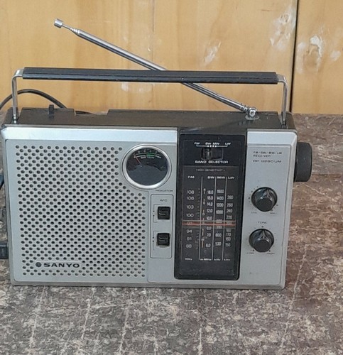Radio sanyo portatile - radio, rp