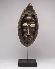 0974 MBLO TRUNK MASK WITH