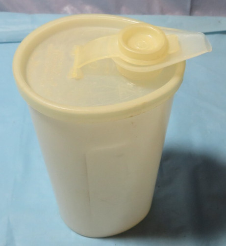 Contenitore per liquidi