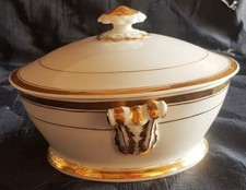 Zuppiera antica in Porcellana