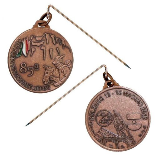 Medaglia con spilla - con,