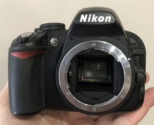 Nikon D3100 non testata / per