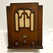 Radio d'epoca a valvole ST a 4