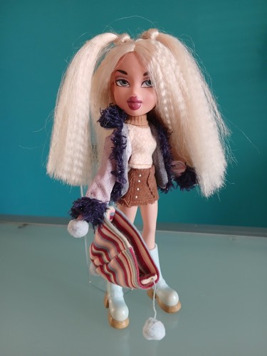 Bratz doll mga cloe - doll",, "cloe"
