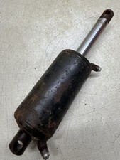 Cilindro sollevatore idraulico