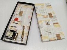 penna con piuma e con pennini