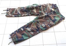 Pantaloni vintage U.S. Army woodland anni 80 tg. Small/medium originali militari