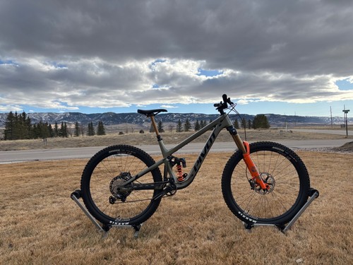 2022 pivot firebird pro - 2022,