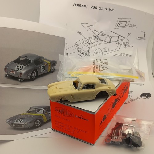 Madyero kit ferrari - 1:43,