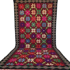 Tappeto vintage fatto a mano