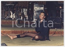 1980 ca VARIETÃ€ - DRAG QUEEN Imitatore di Grace JONES sul palco - Foto 17x12