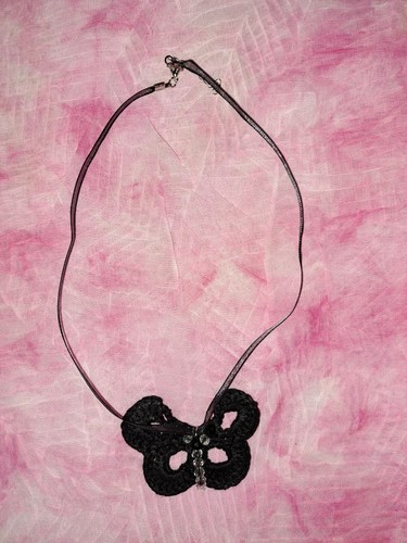 Collana nera con perline - con,